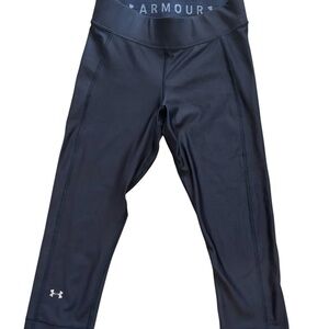 Under Armour Women's Capri Leggings Black/White, Heat Gear, Medium